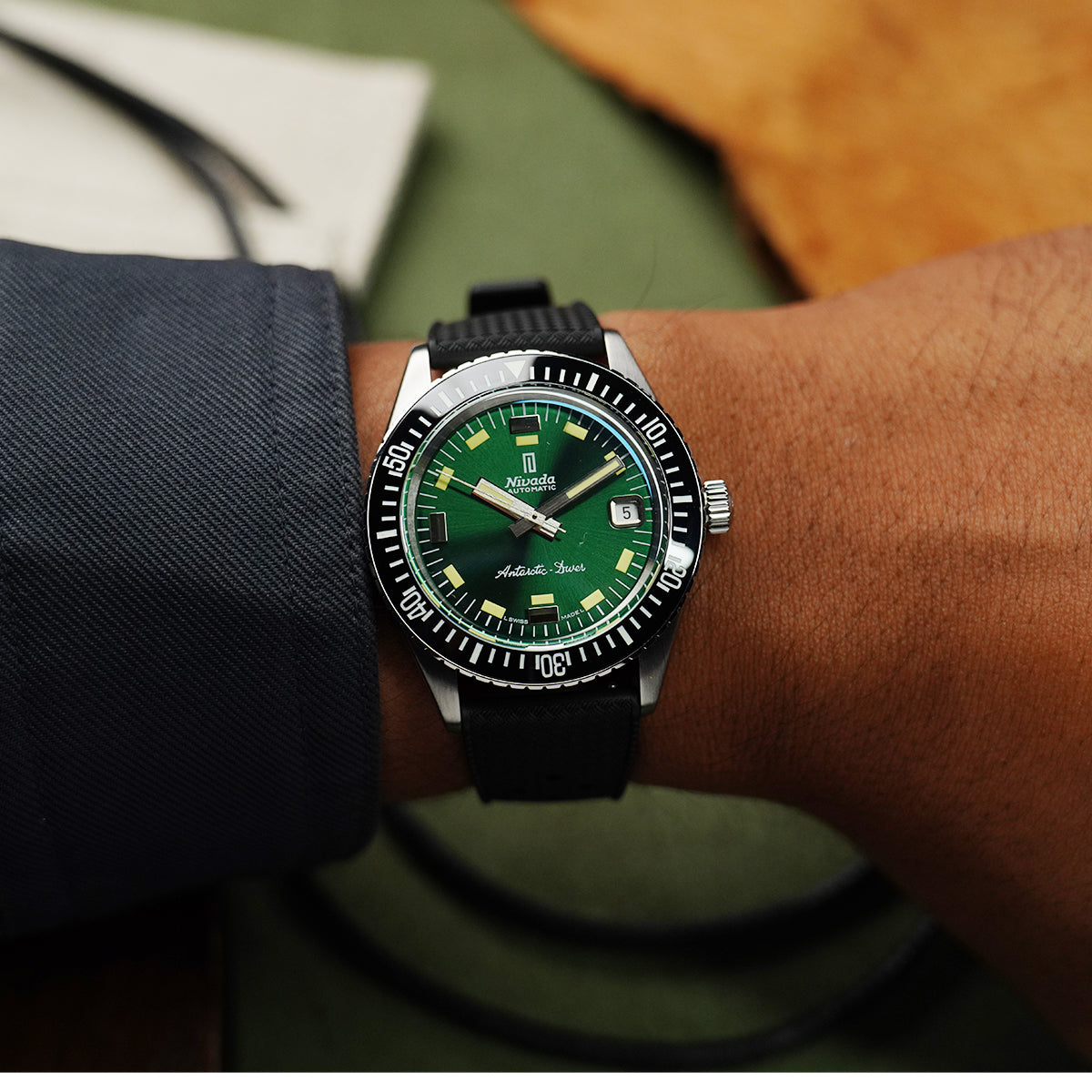 Nivada Grenchen Antarctic Diver Green