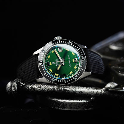 Nivada Grenchen Antarctic Diver Green