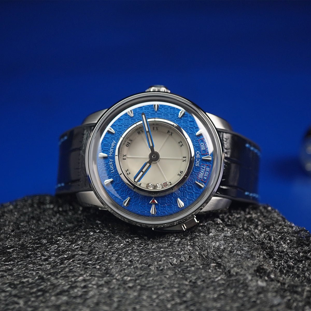 LUCKY HARVEY Player Series Sic Bo Blue Automatic