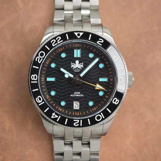 Phoibos Wave Master GMT 200M PY049C Black Dial