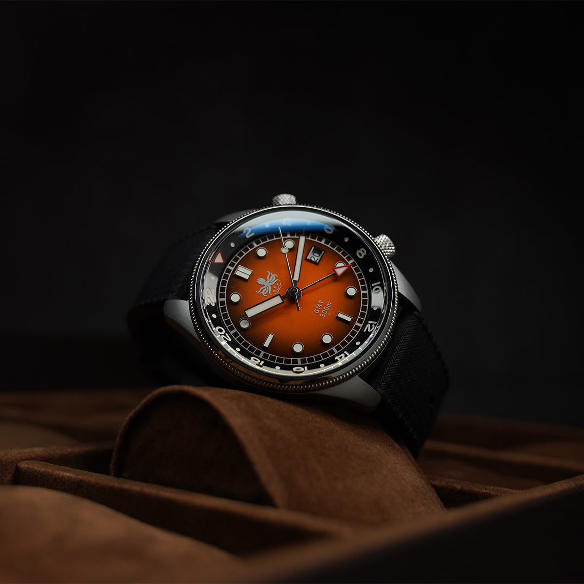 Phoibos Eagle Ray 300m Super Compressor GMT PX023F Fume Orange