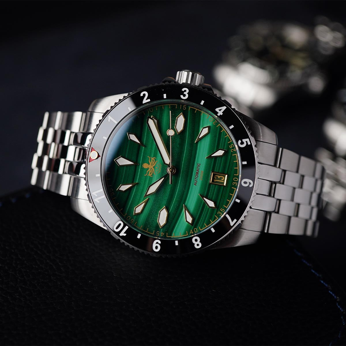 Phoibos Voyager 200m PY035A Green Malachite Dial - Horology Story Youtube Store