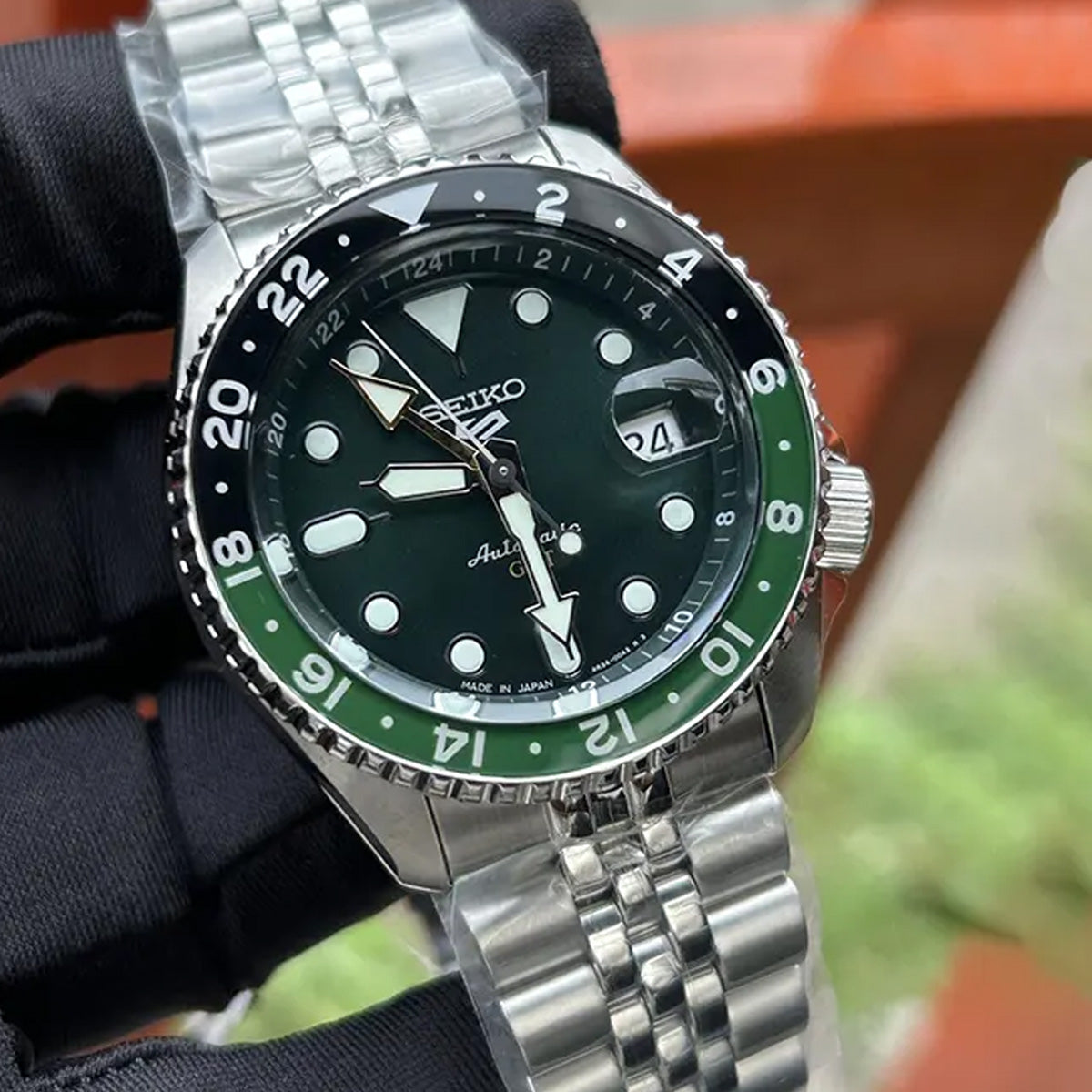 Seiko 5 Sports GMT SSK035K1 Black Green (Sprite)