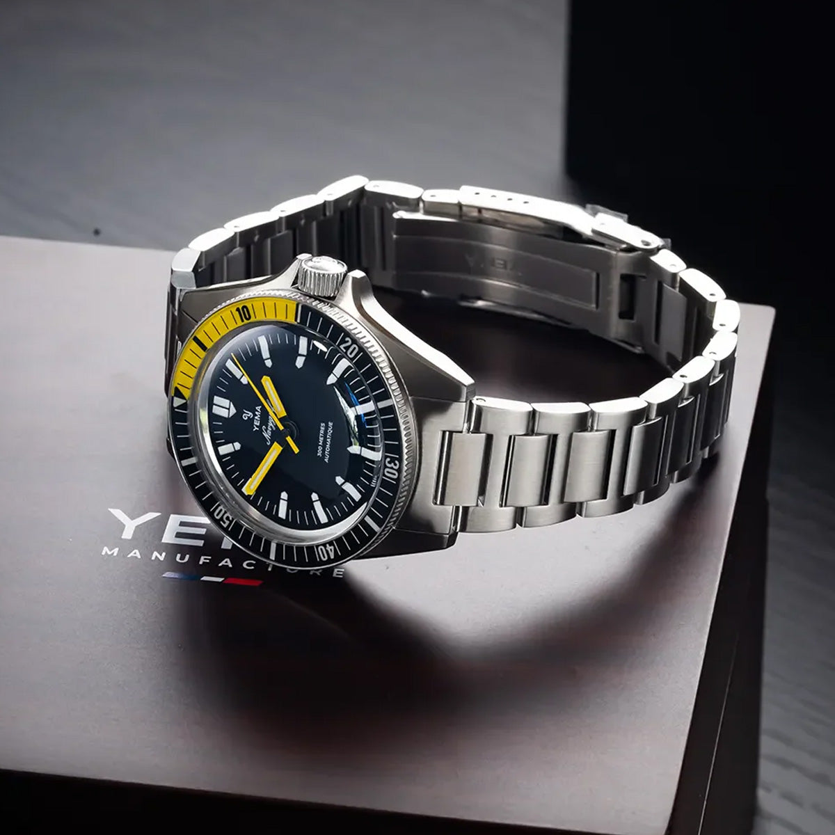 Navygraf CMM.10 Black Yellow