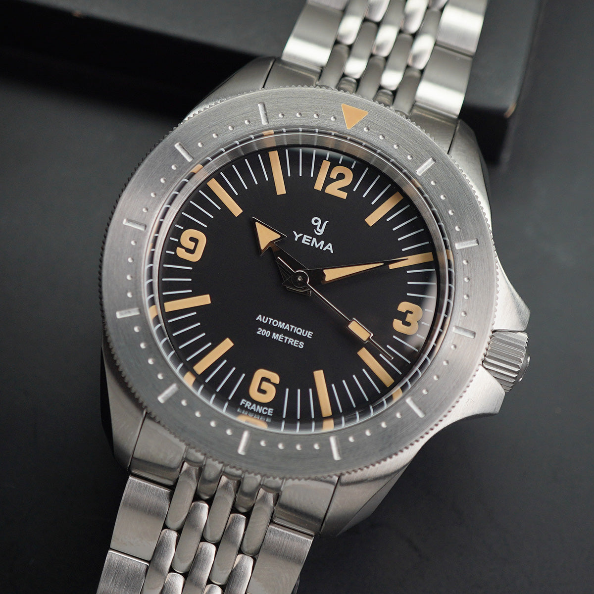 Diver Vintage Inspired Black Dial