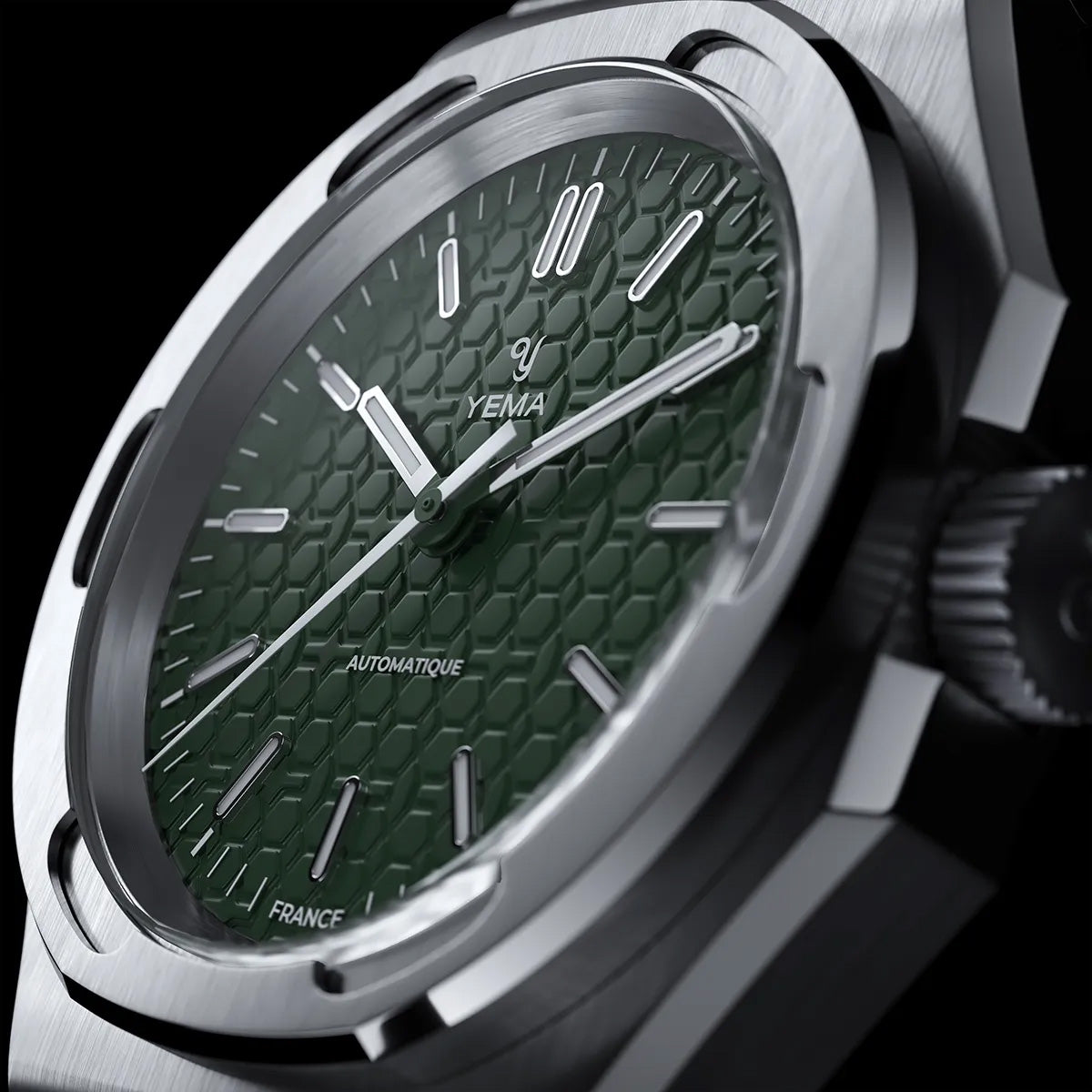 Urban Traveller Cal.2000 Green Dial